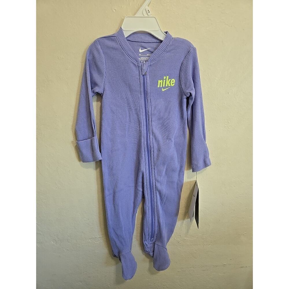 NIKE Baby Unisex Purple Blanket Sleeper Size 6M New